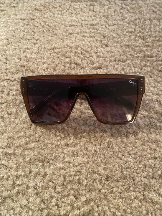 Quay Australia Accessories - Quay Australia Maxed Out Oversized Shield Sunglasses Brown